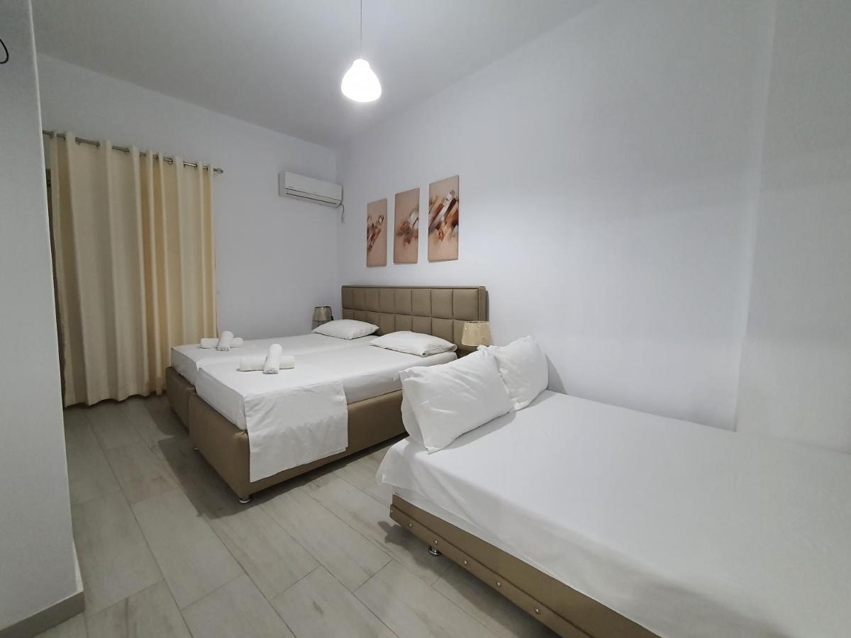 Gusto Di Casa Hotel Sarandë Esterno foto